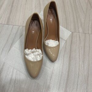 Bally Women's Beige Patent Leather Heels